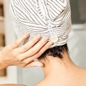 NWT Bemakai Manta Hair Towel Wrap